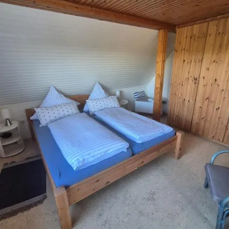 Mit Wintergarten Und Garten Am Deich By Interhome Fedderwardersiel